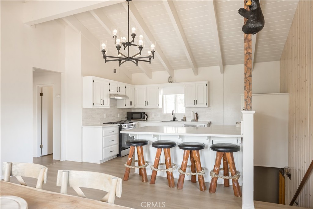 1068 Lookout Mountain Road