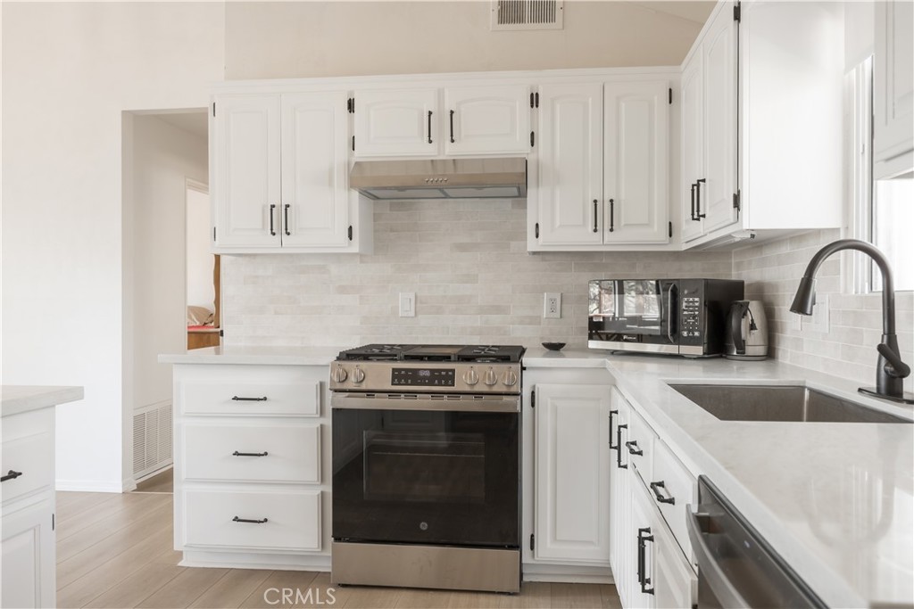 1068 Lookout Mountain Road
