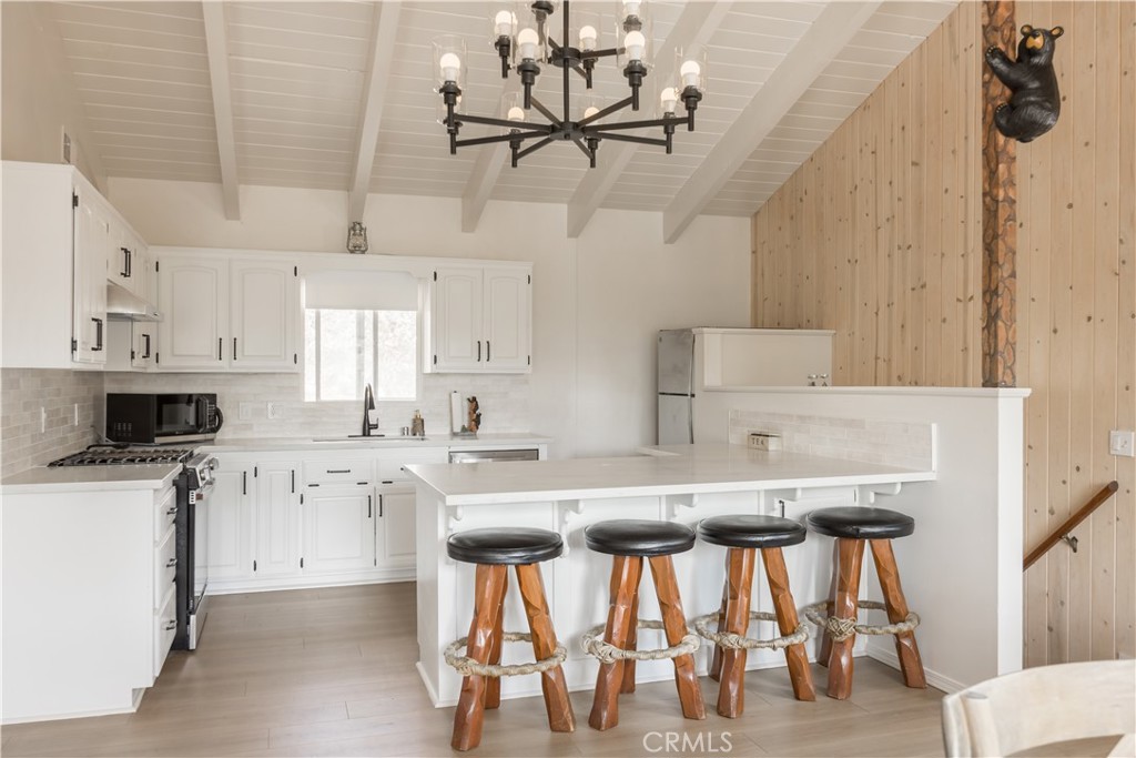 1068 Lookout Mountain Road