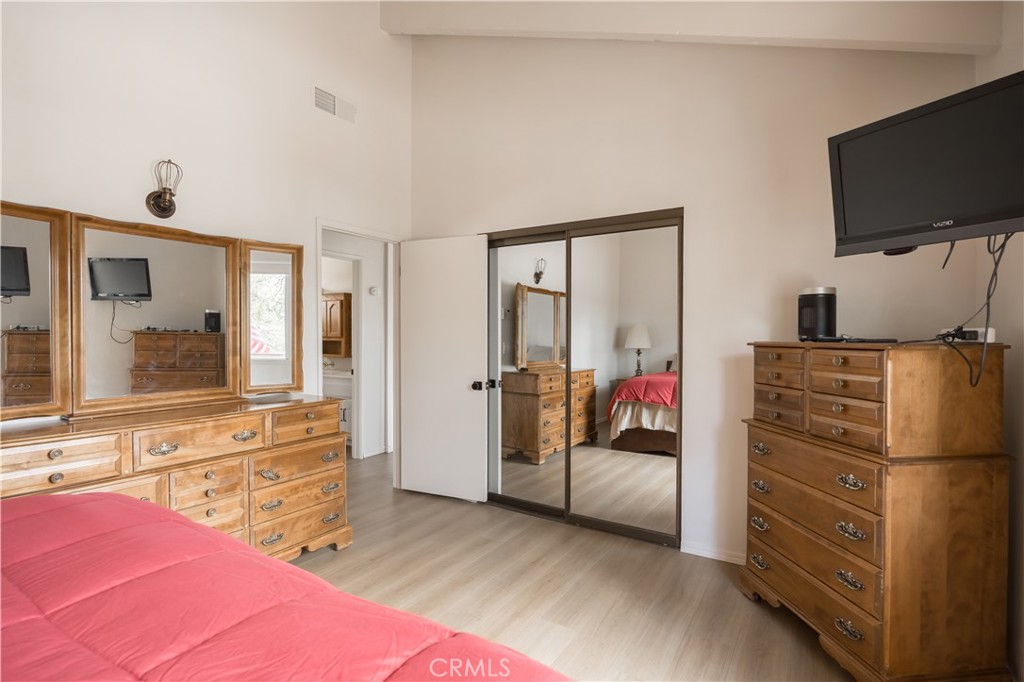 1068 Lookout Mountain Road