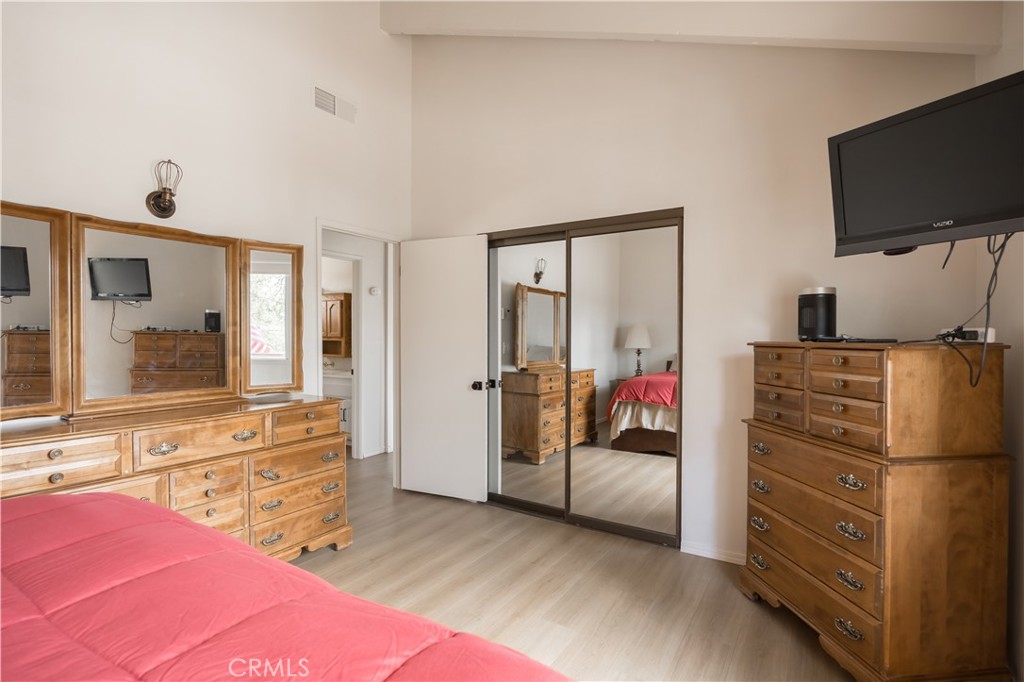 1068 Lookout Mountain Road