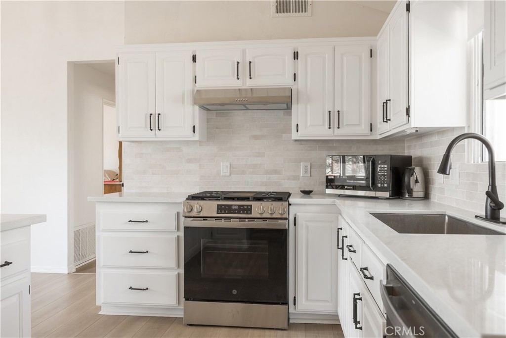 1068 Lookout Mountain Road