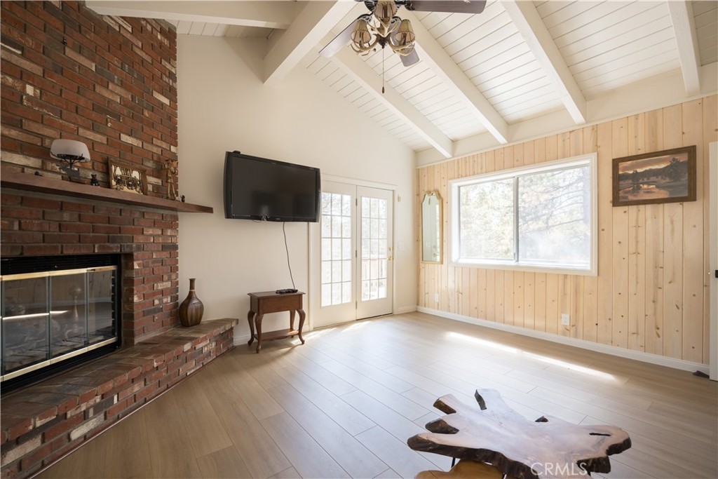 1068 Lookout Mountain Road