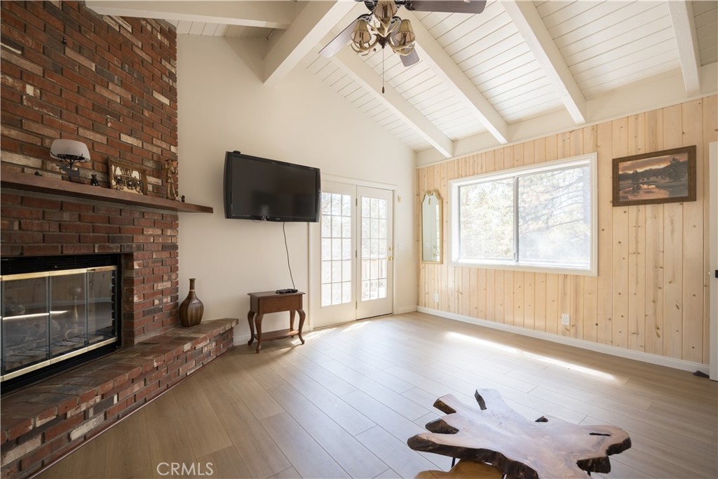 1068 Lookout Mountain Road