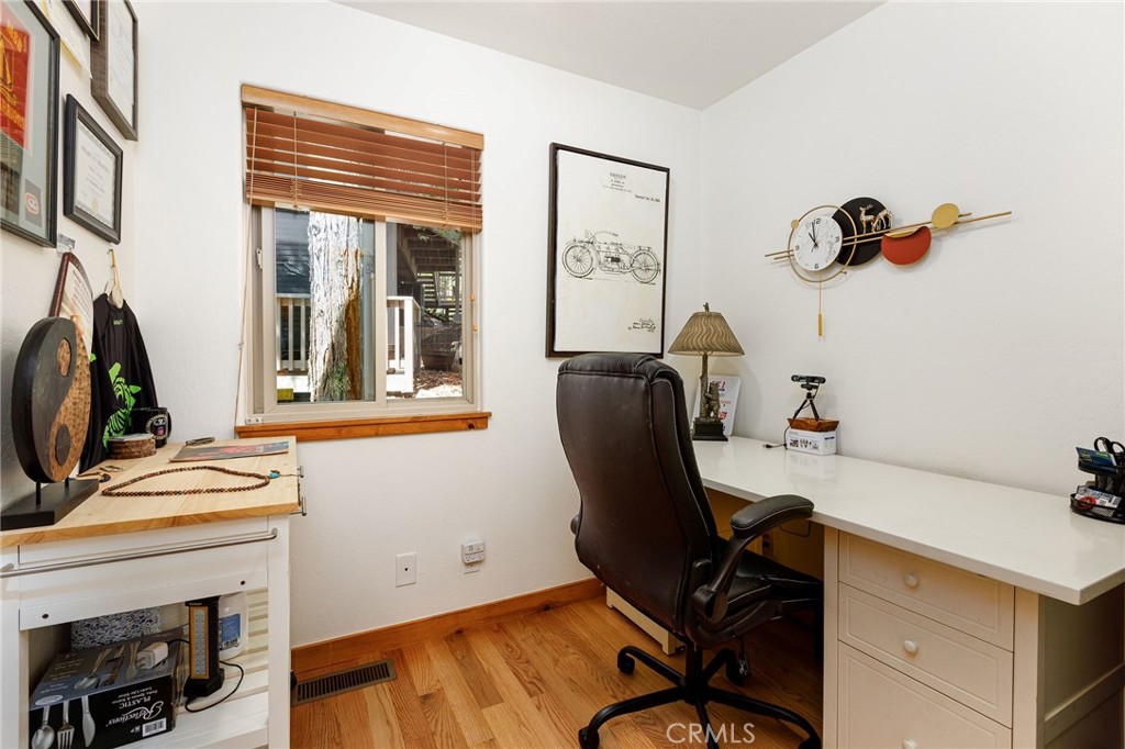 180 Grass Valley Road 33