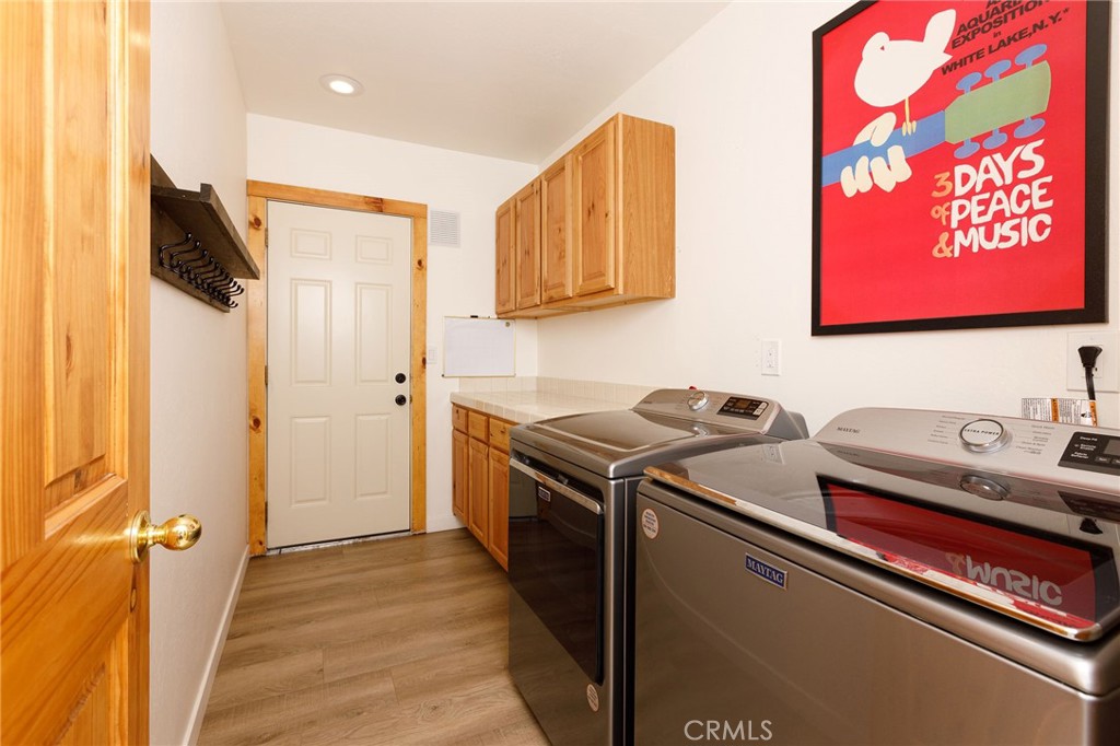 180 Grass Valley Road 33