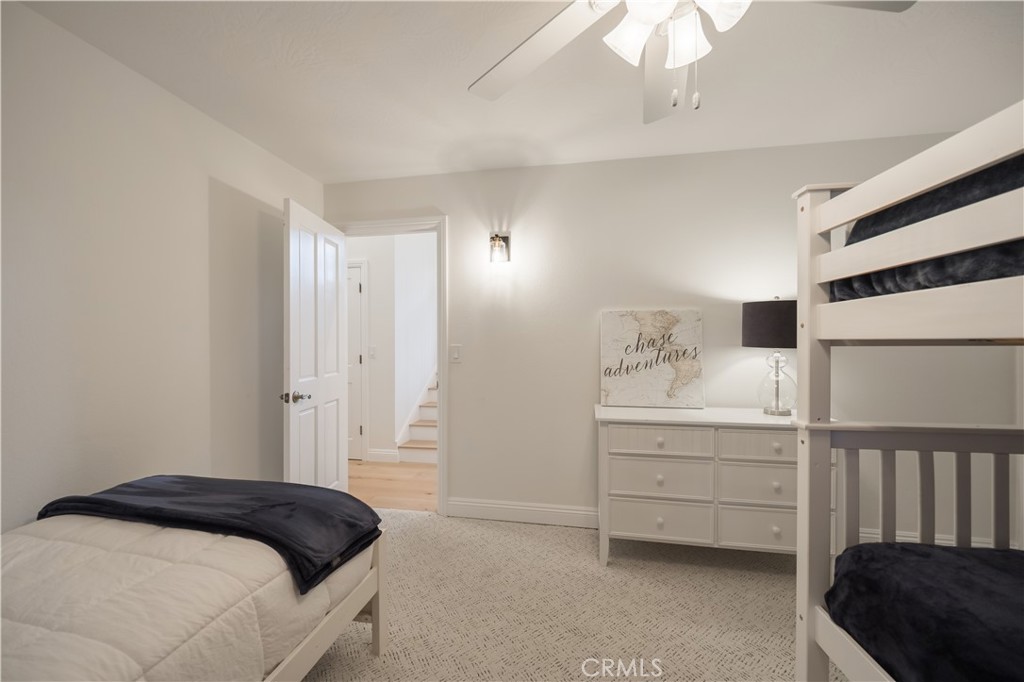 27598 Meadow Bay