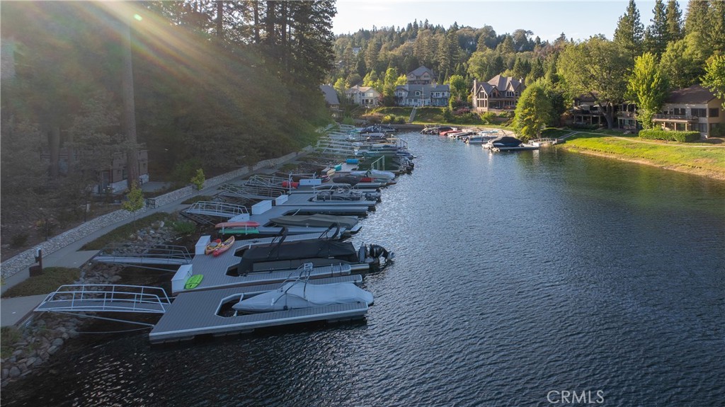 27598 Meadow Bay