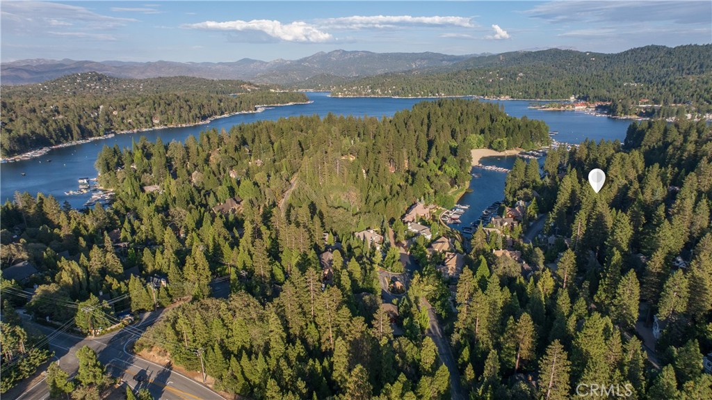 27598 Meadow Bay