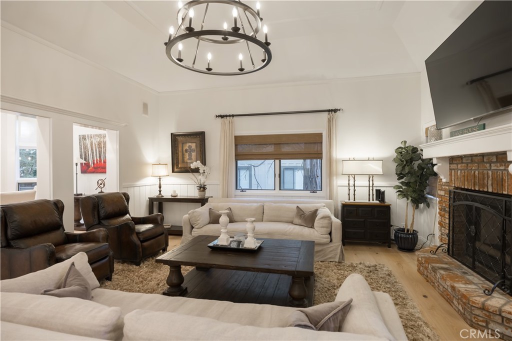 27598 Meadow Bay