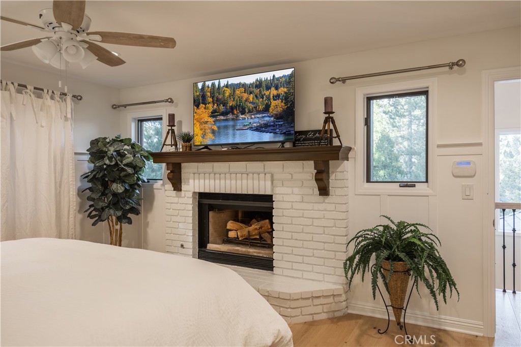 27598 Meadow Bay
