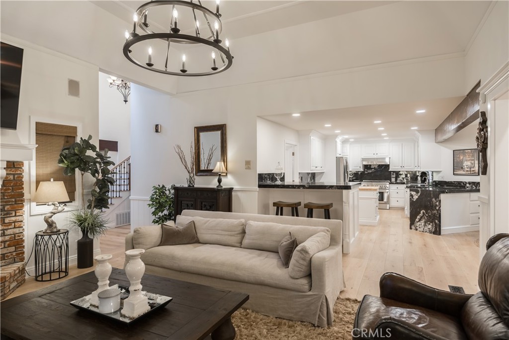 27598 Meadow Bay