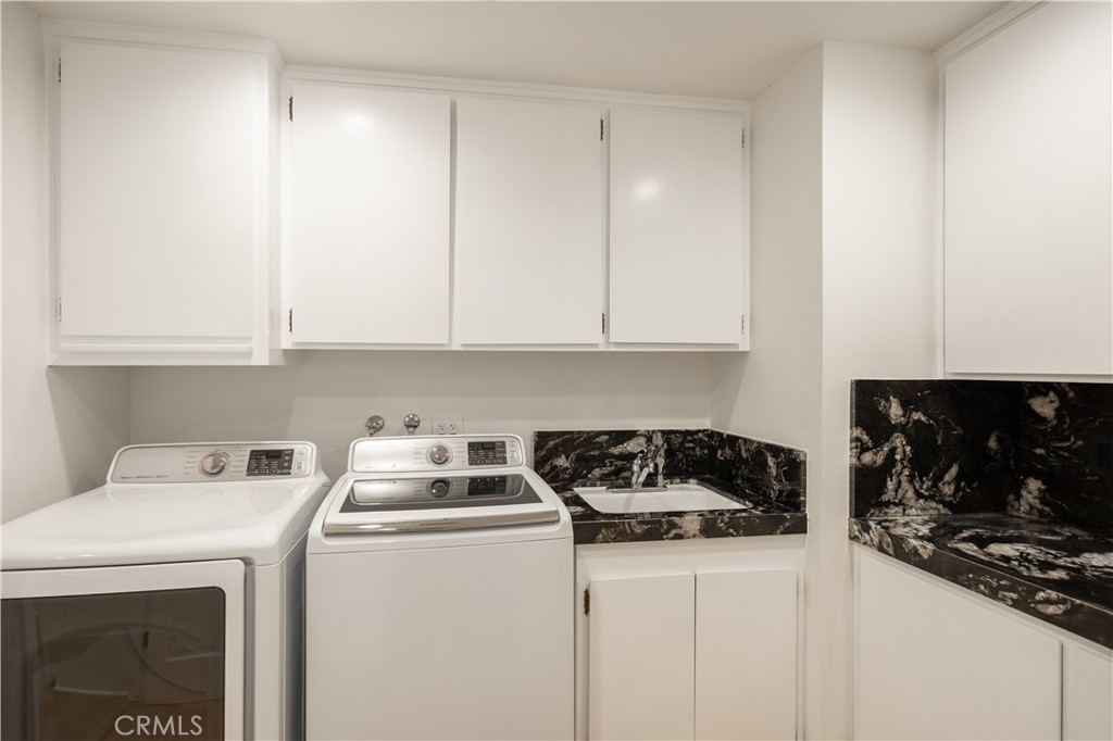 27598 Meadow Bay