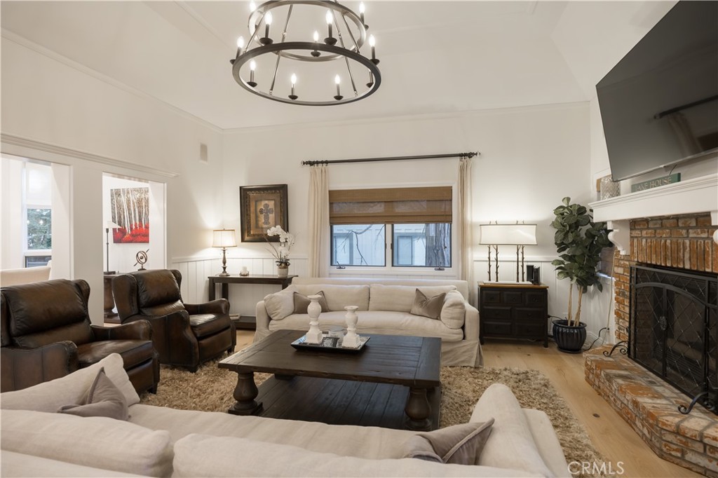 27598 Meadow Bay