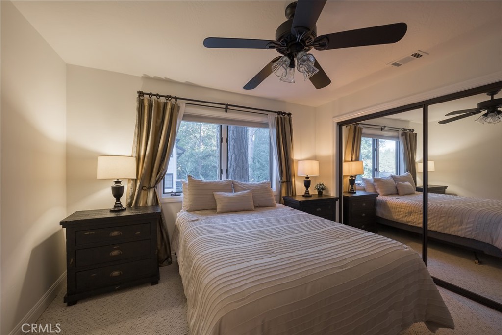 27598 Meadow Bay