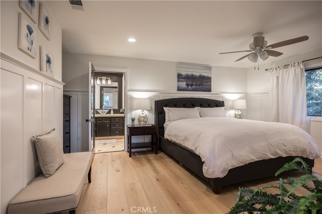 27598 Meadow Bay