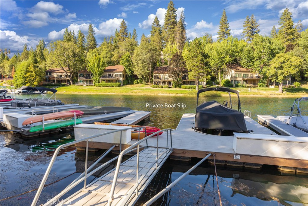 27598 Meadow Bay