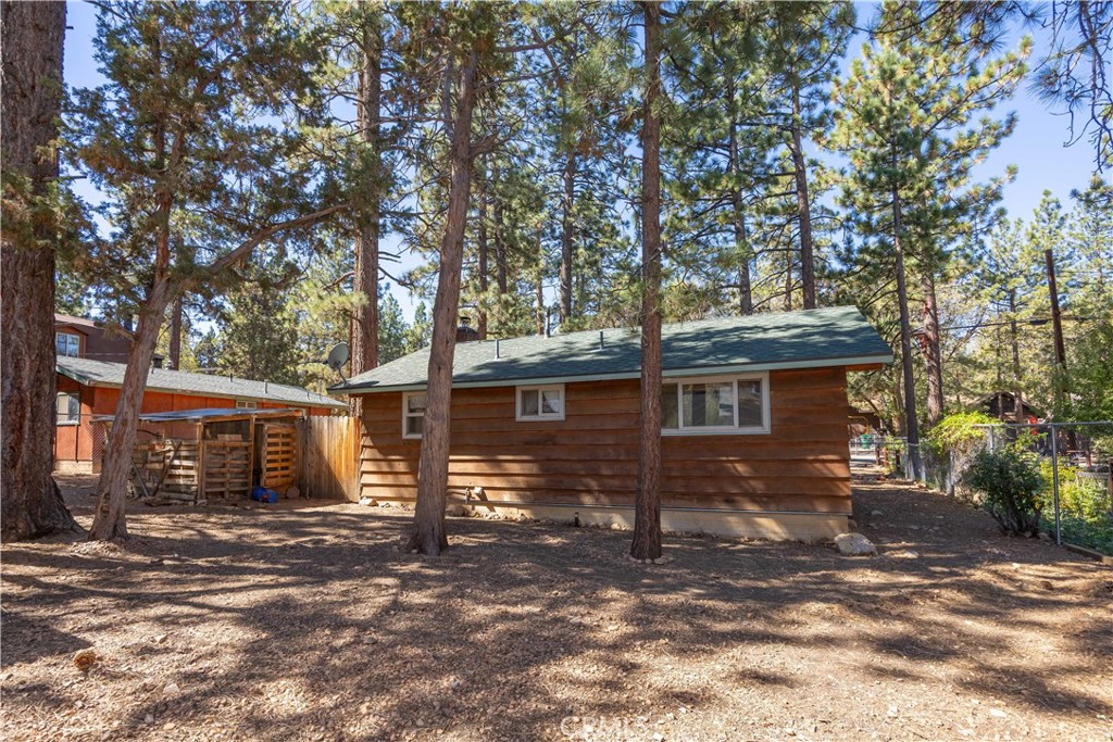337 Holmes Lane