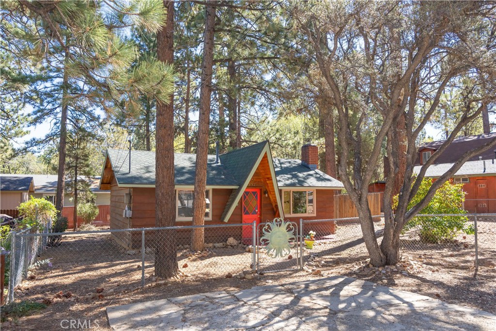 337 Holmes Lane