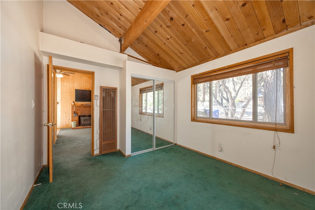 337 Holmes Lane