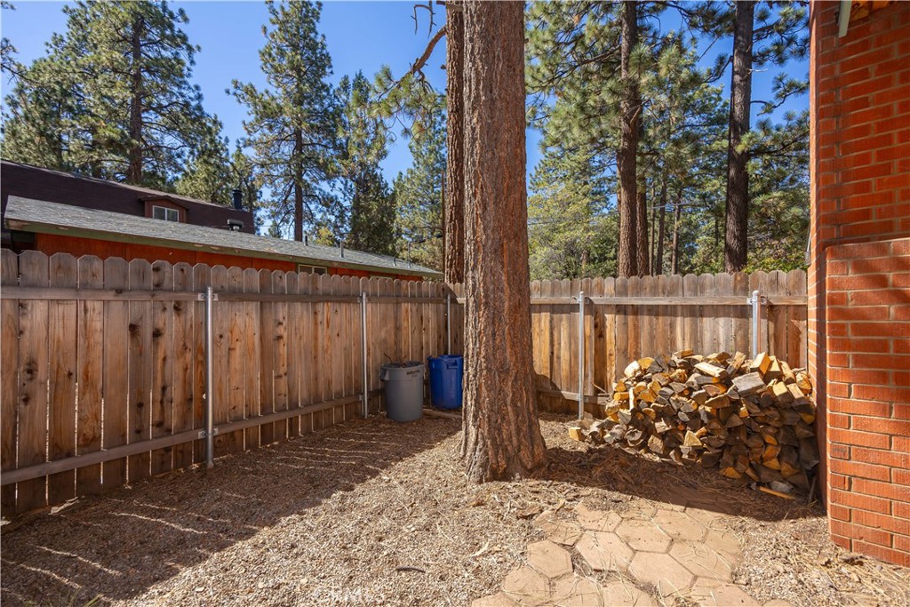 337 Holmes Lane