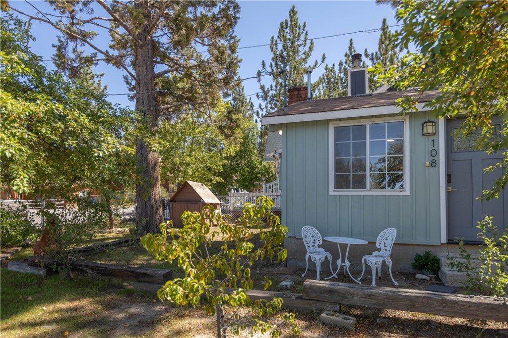 108 Cedar Lane