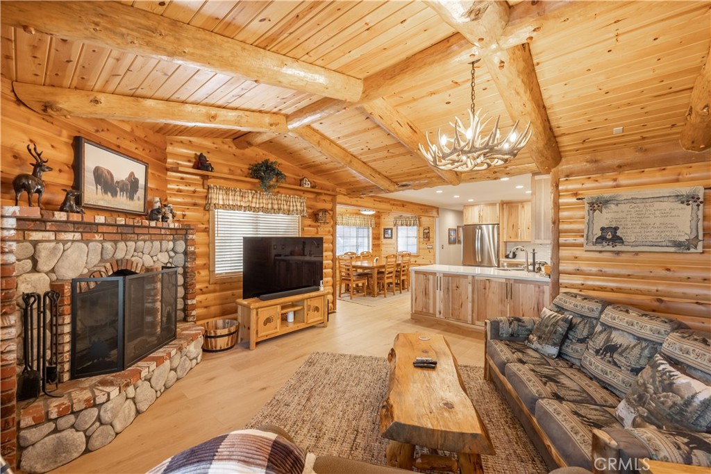 1306 Balsam Drive