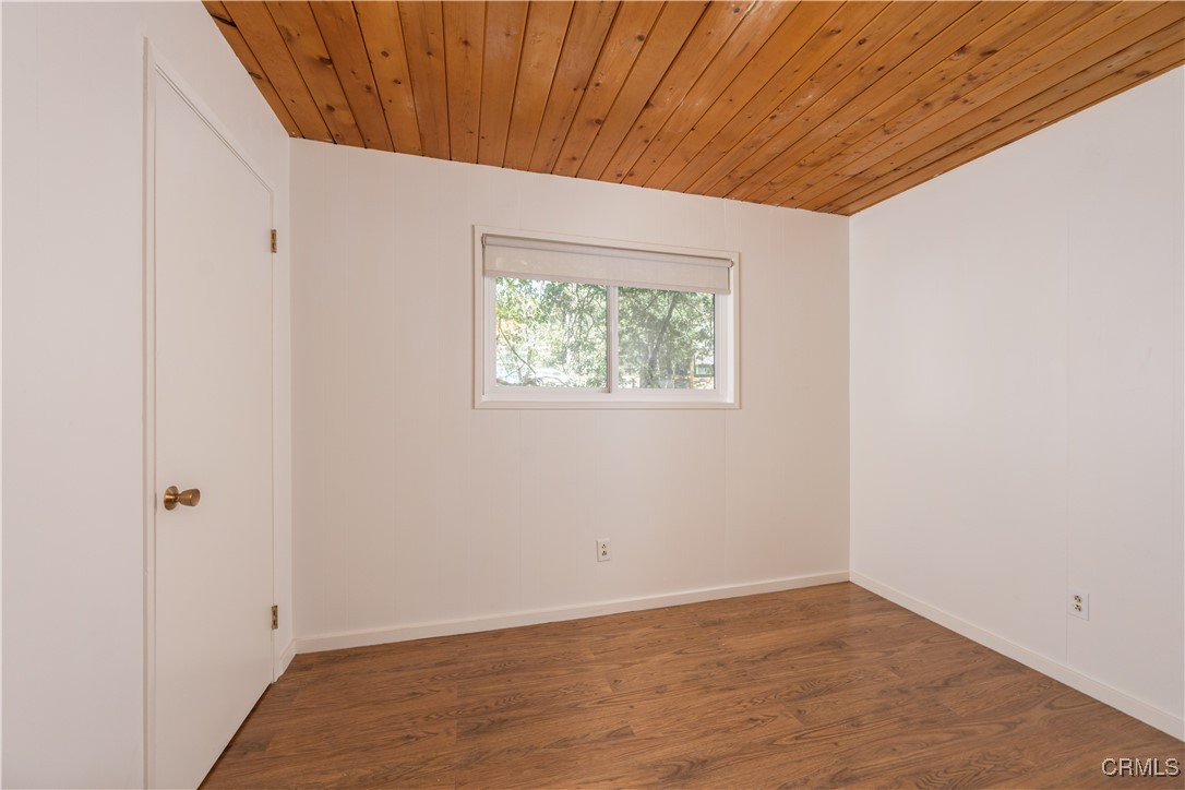 32752 Tulip Lane