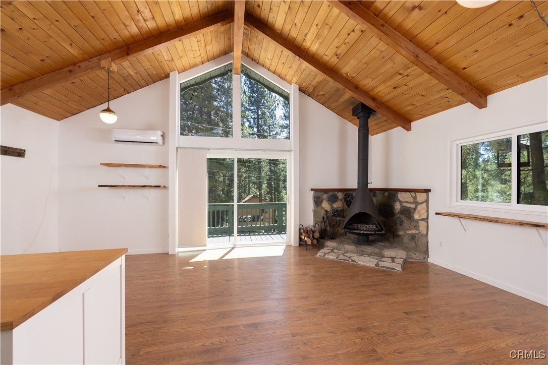 32752 Tulip Lane
