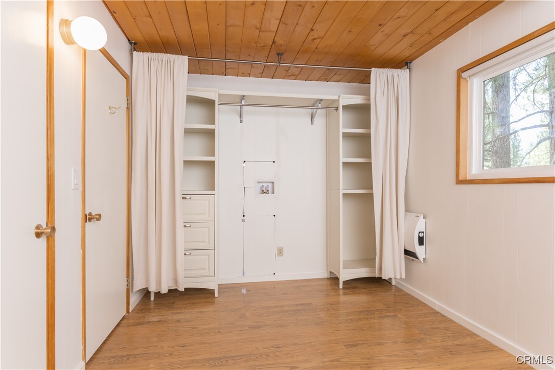 32752 Tulip Lane