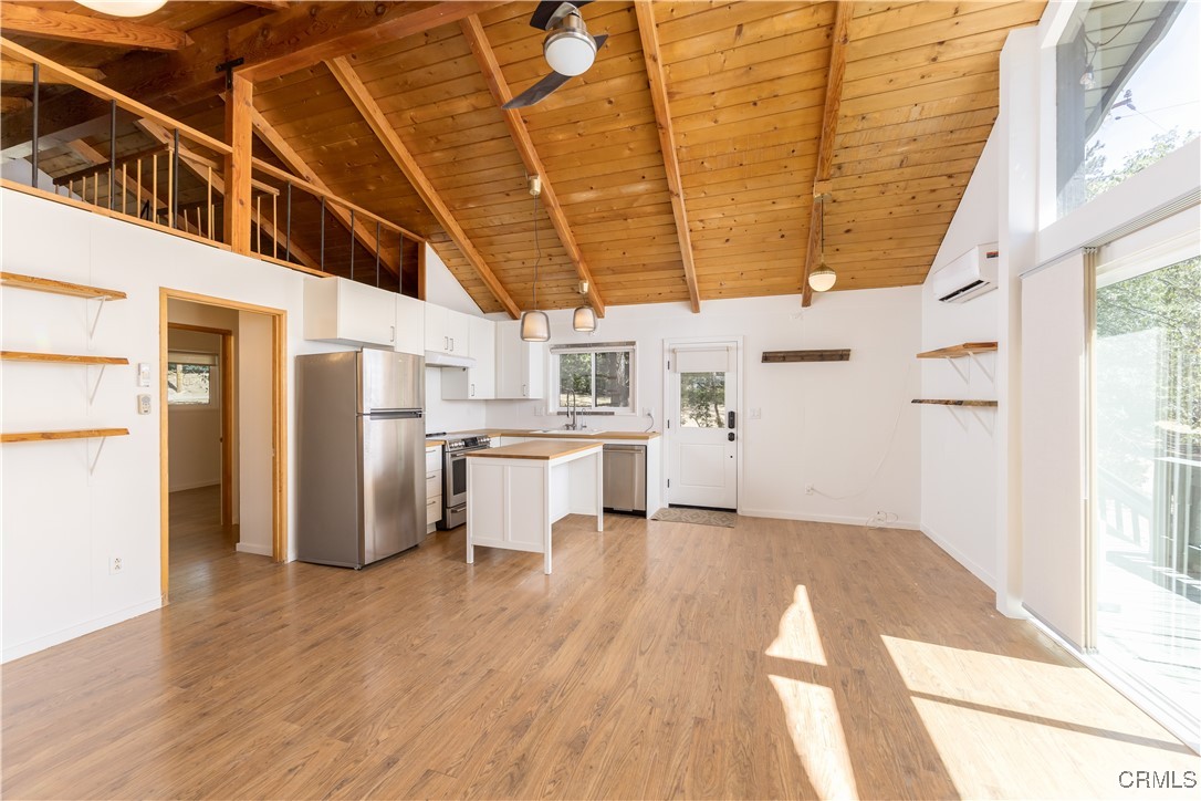 32752 Tulip Lane