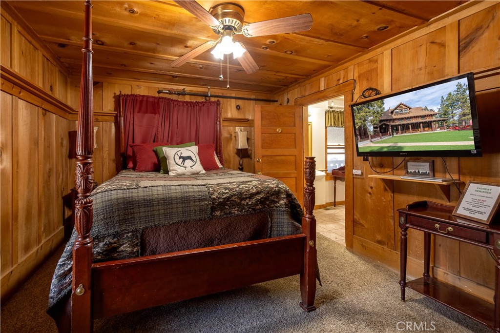 869 Knickerbocker Road