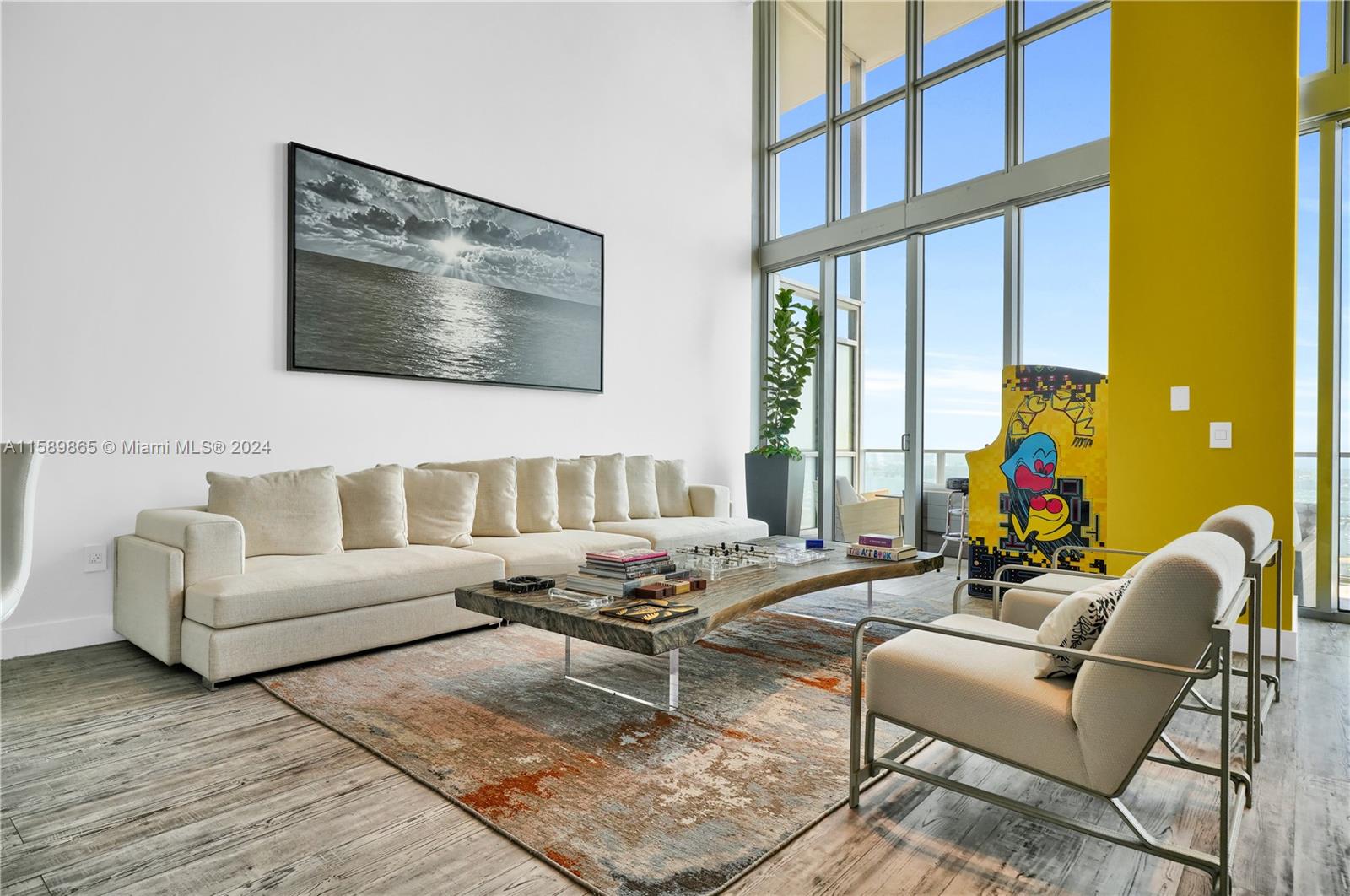 1100 Biscayne Blvd Unit: PH6302