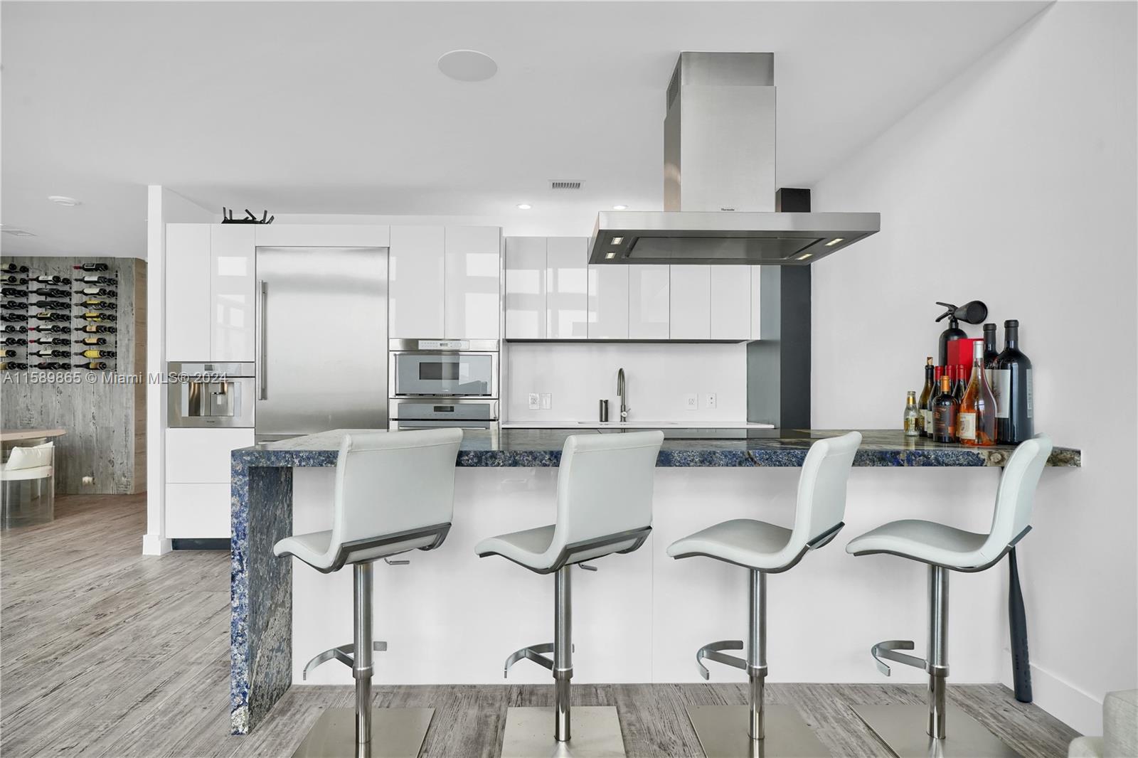 1100 Biscayne Blvd Unit: PH6302