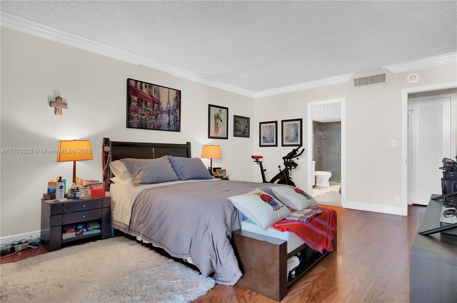 1121 Crandon Blvd # E803