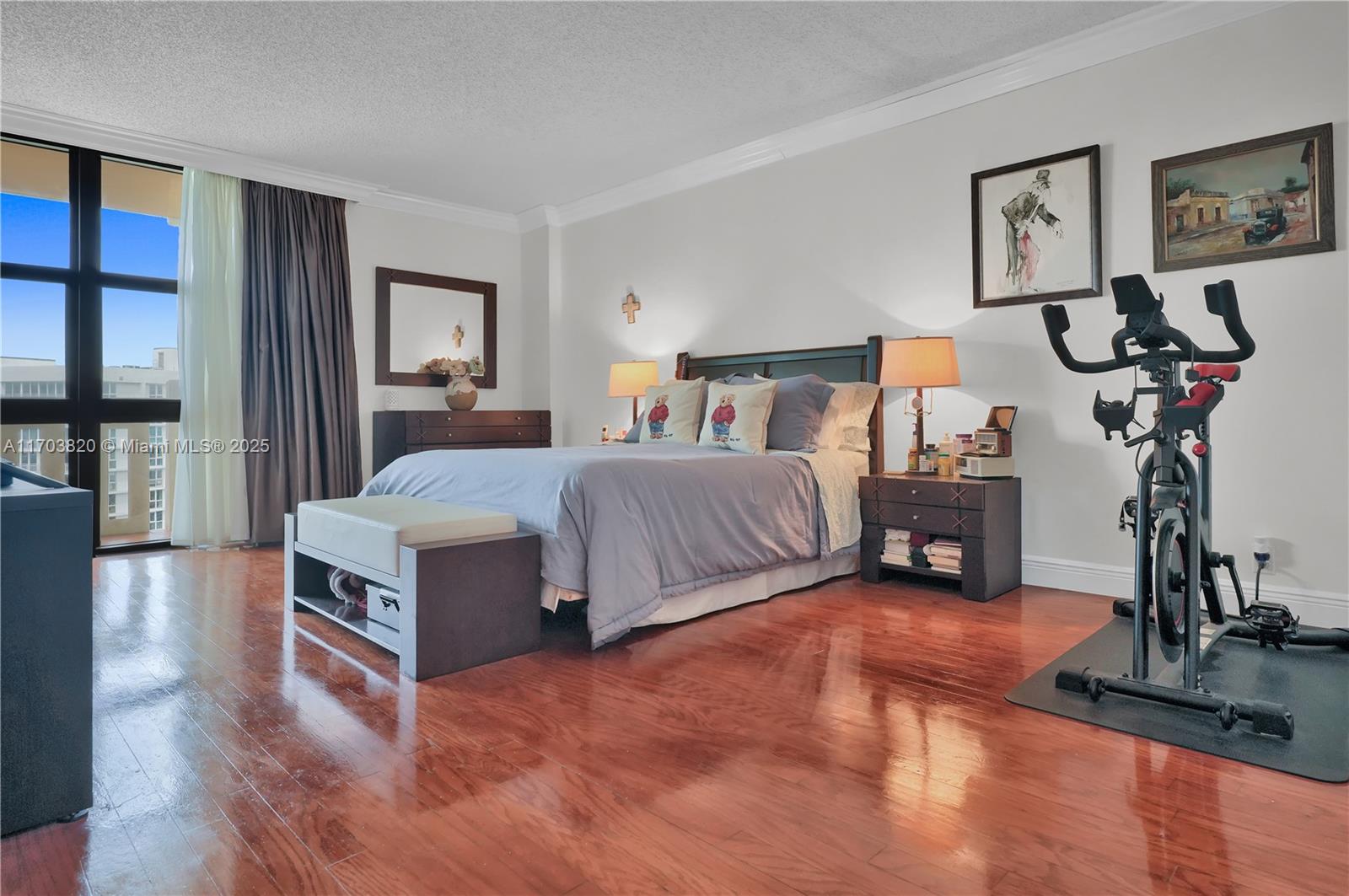 1121 Crandon Blvd # E803