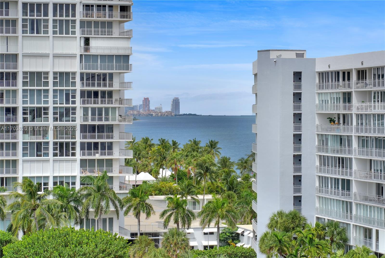 1121 Crandon Blvd # E803