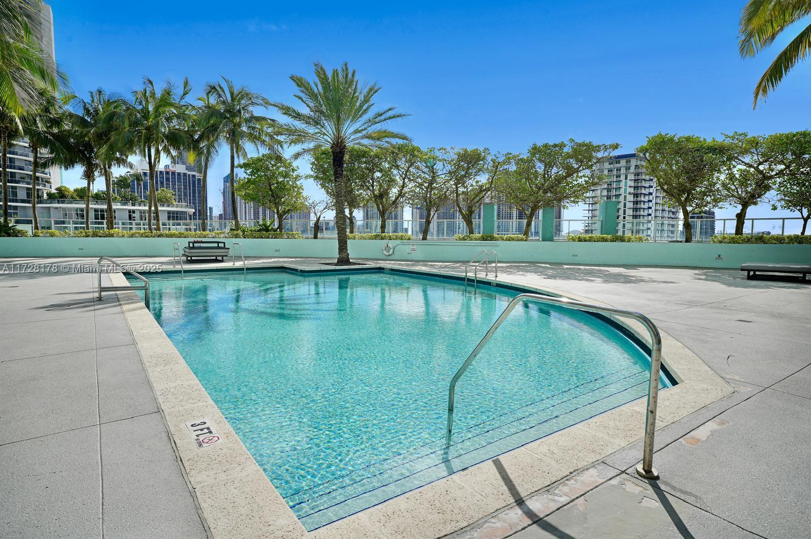 1900 N Bayshore Dr # 1505