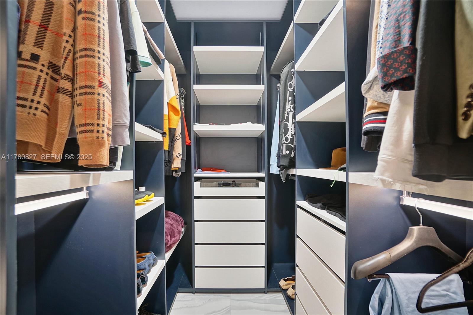 788 NE 23rd St # 1001