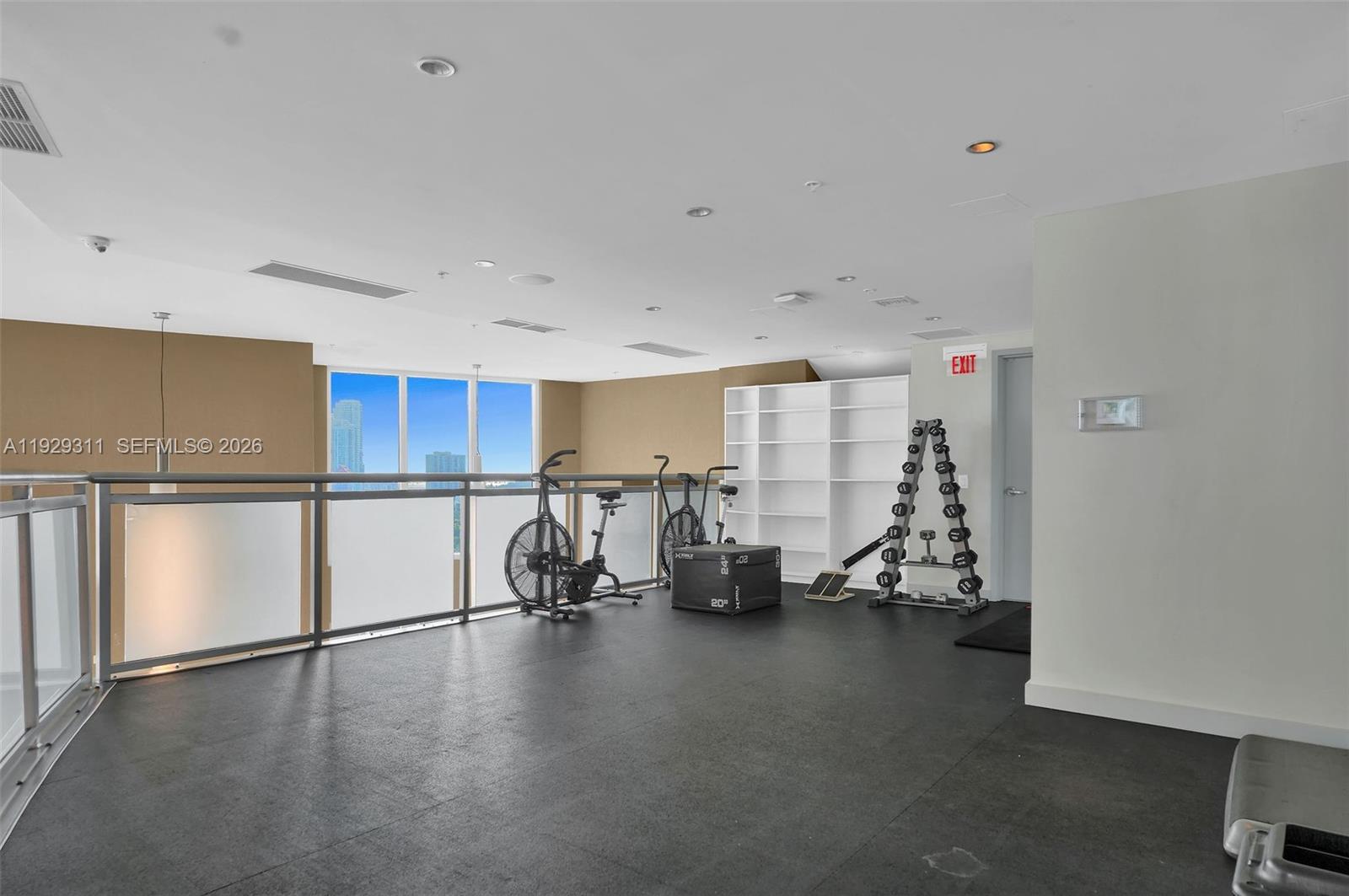 60 SW 13th St # 4607