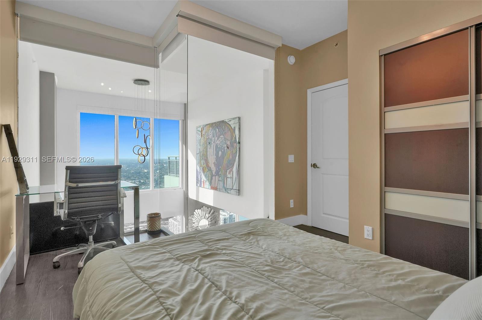 60 SW 13th St # 4607