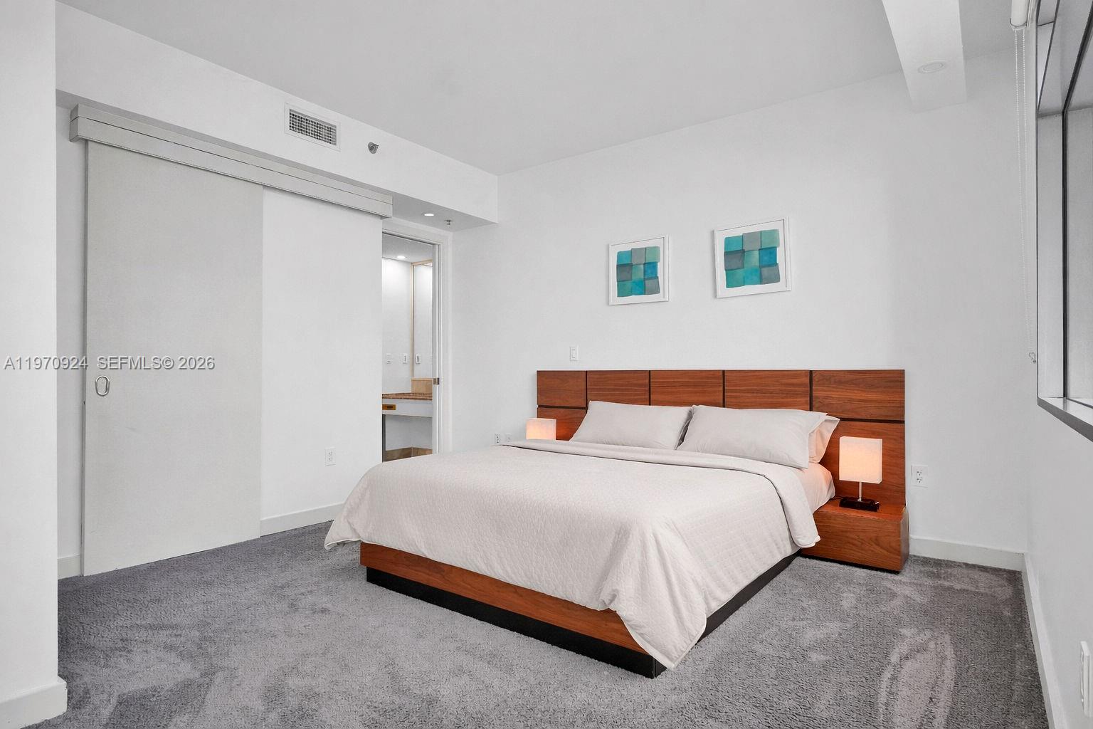 1395 Brickell Ave # 3311