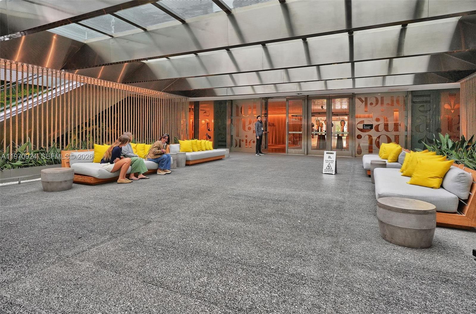 1395 Brickell Ave # 3311