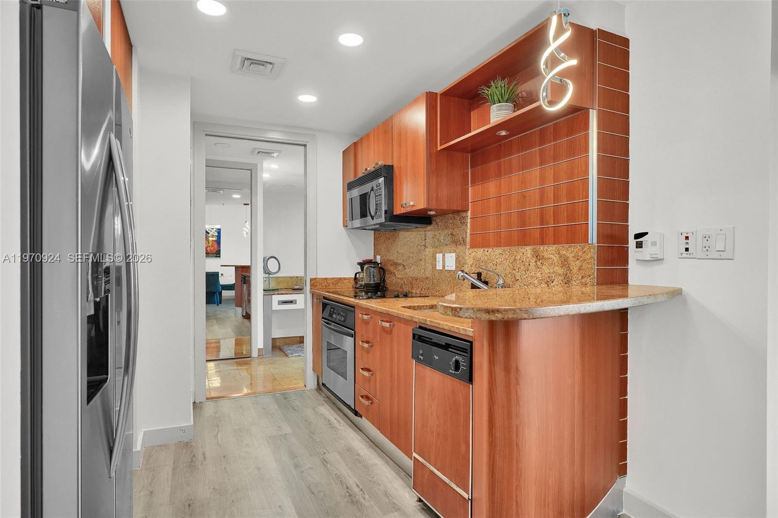 1395 Brickell Ave # 3311