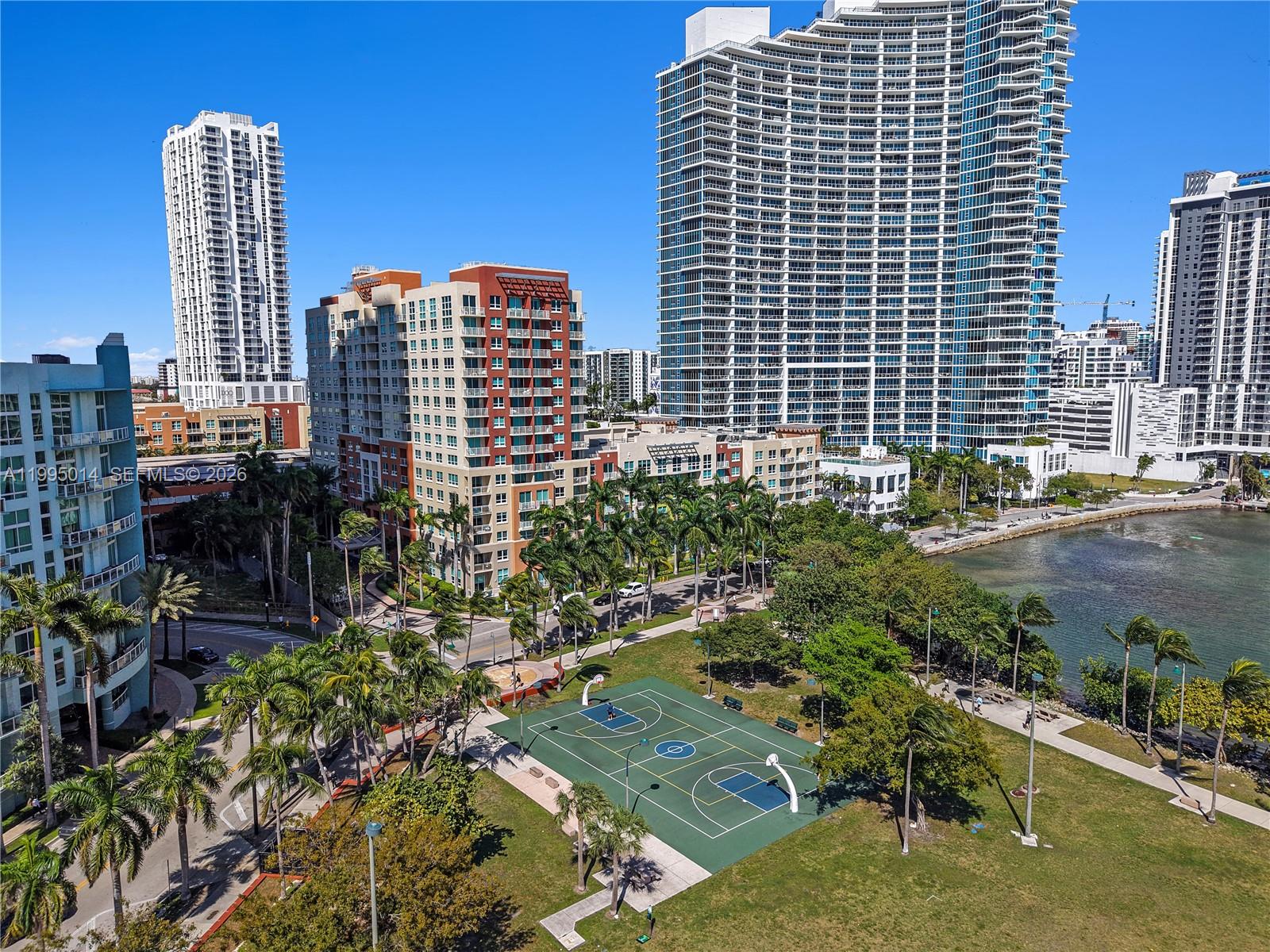 2001 Biscayne Blvd # 3213