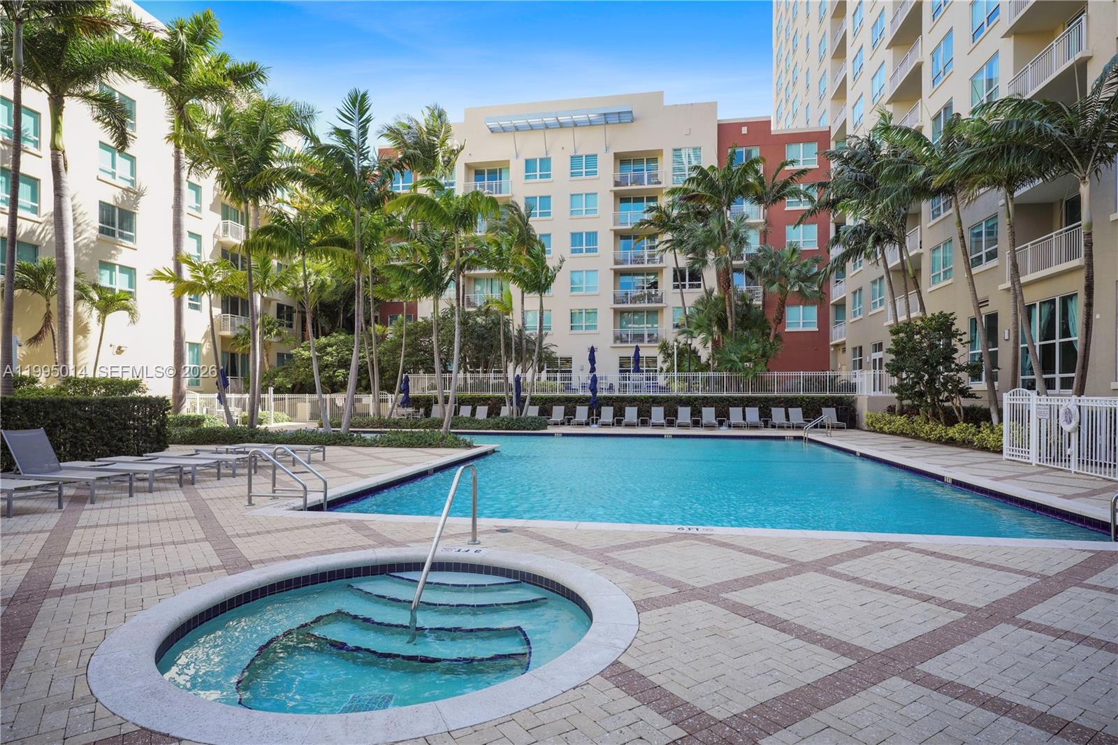 2001 Biscayne Blvd # 3213