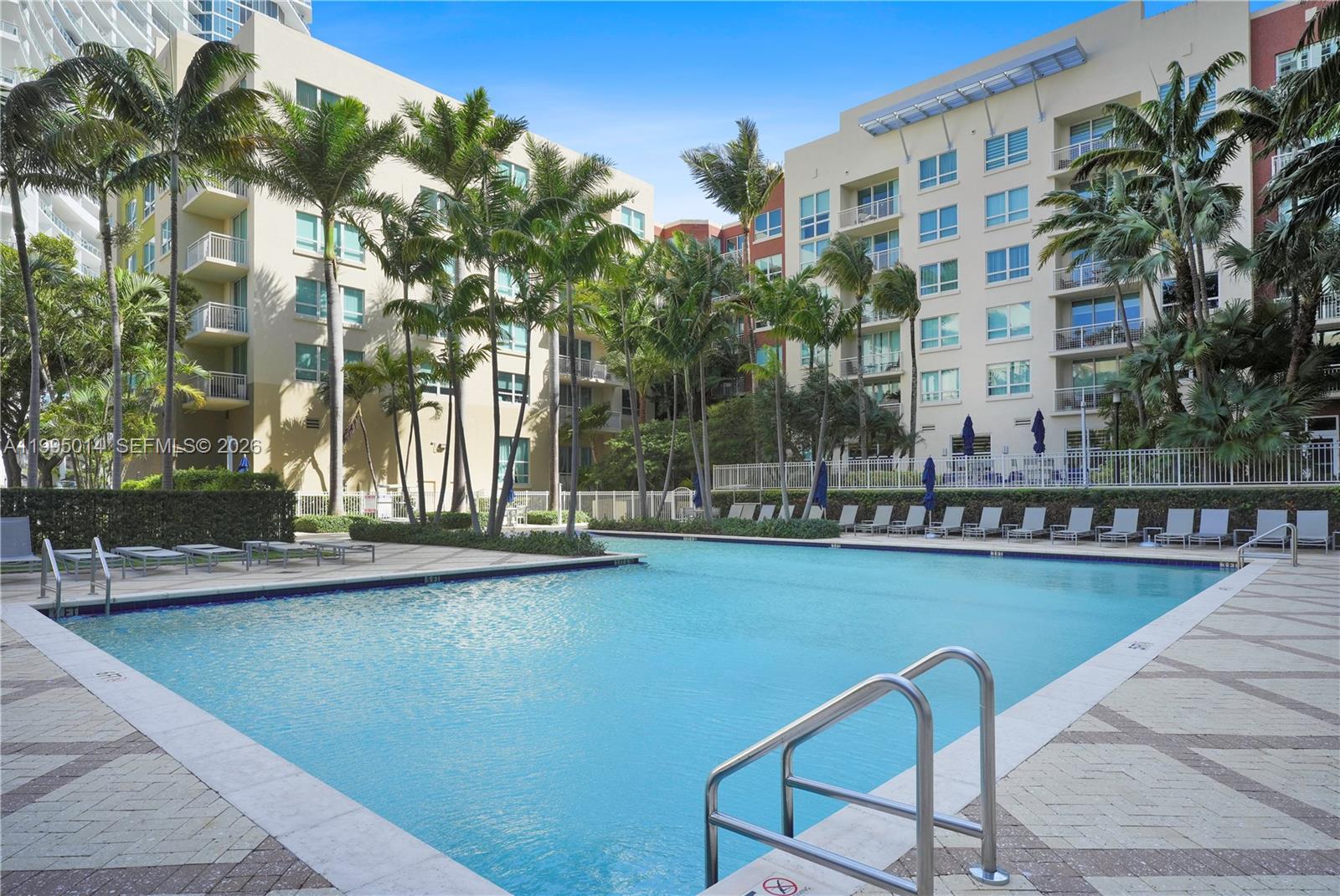 2001 Biscayne Blvd # 3213