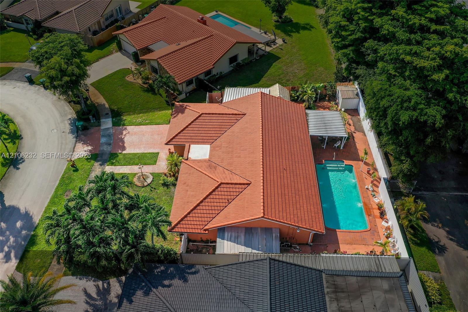 6537 NW 201st Ter