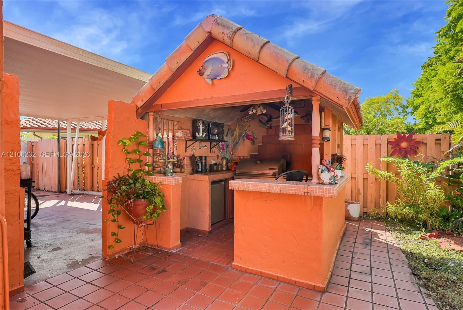 6537 NW 201st Ter