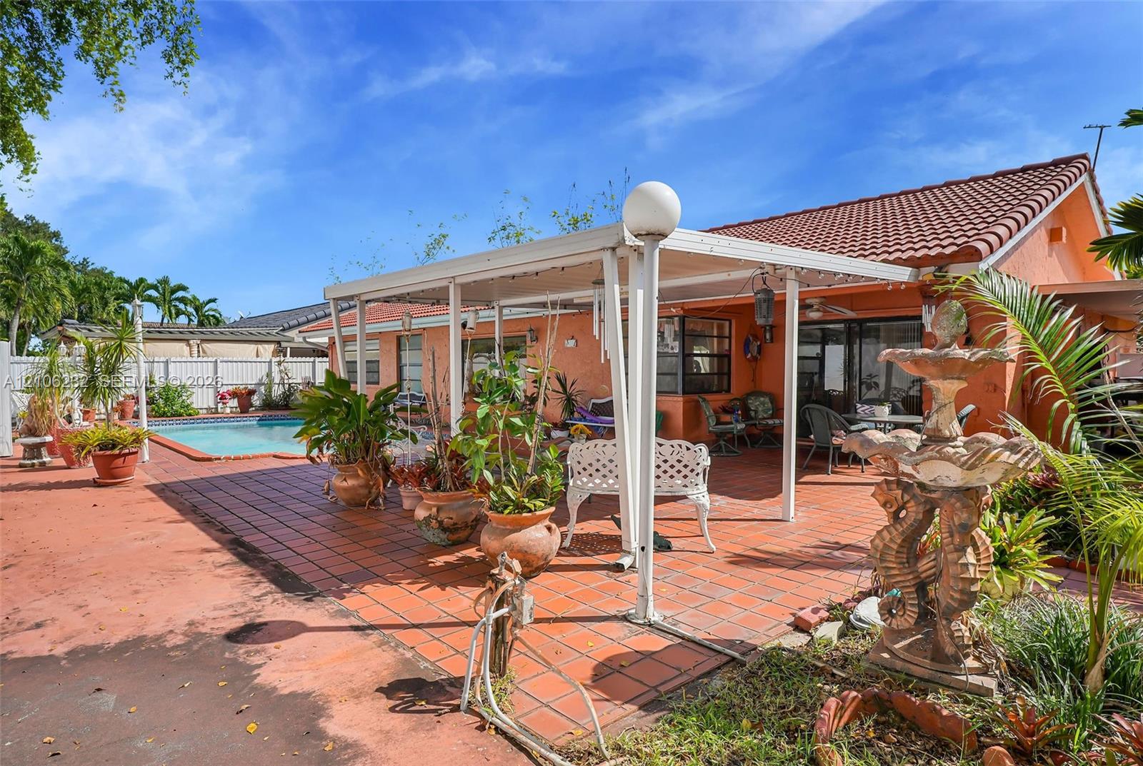 6537 NW 201st Ter